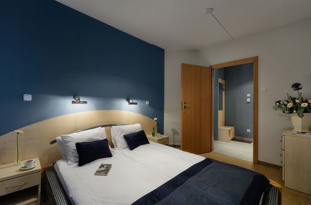 Hotel Nawigator Шавница Экстерьер фото